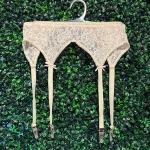 NEW Hanky Panky Floral Stretch Lace & Bows Bridal Garter Belt 409 Ivory Vintage